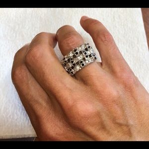 New Rhinestone Silver Tone Ring Size 6 3/4